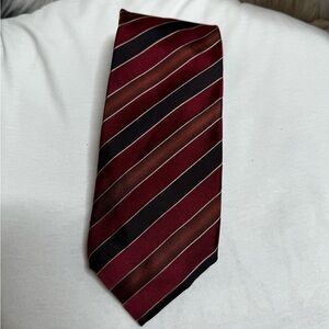 HUGO BOSS 100% SILK TIE CRAVATTA SETA NECKTIE VINTAGE MADE IN ITALY